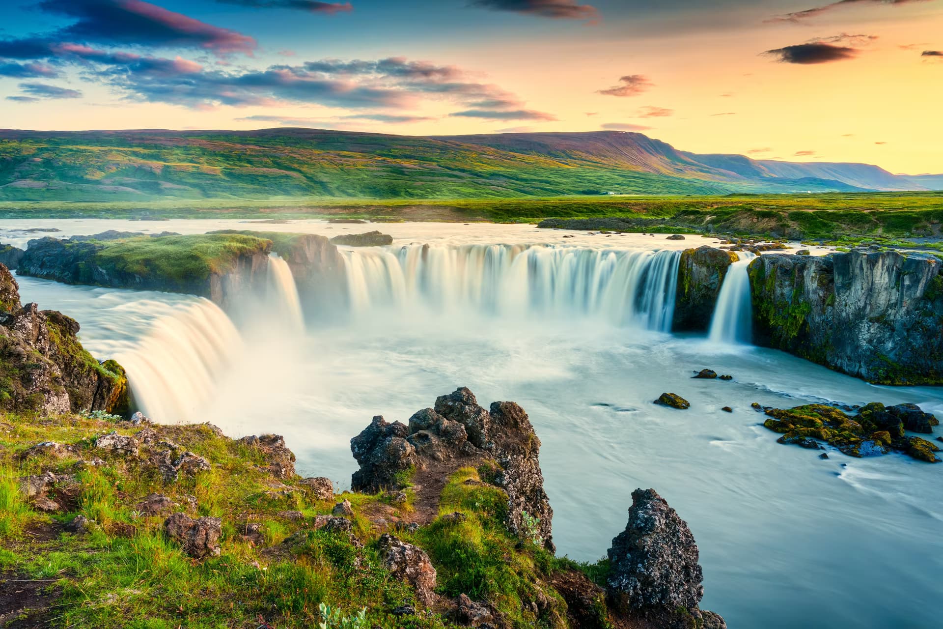 North Iceland: whales, volcanoes and wild fjords