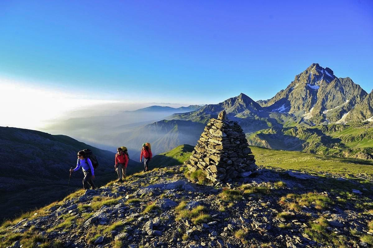 Panoramic ridges and descent towards Abriès