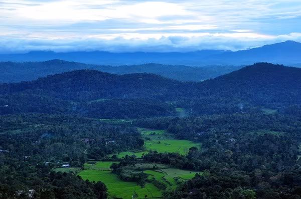 Between Karnataka and Kerala