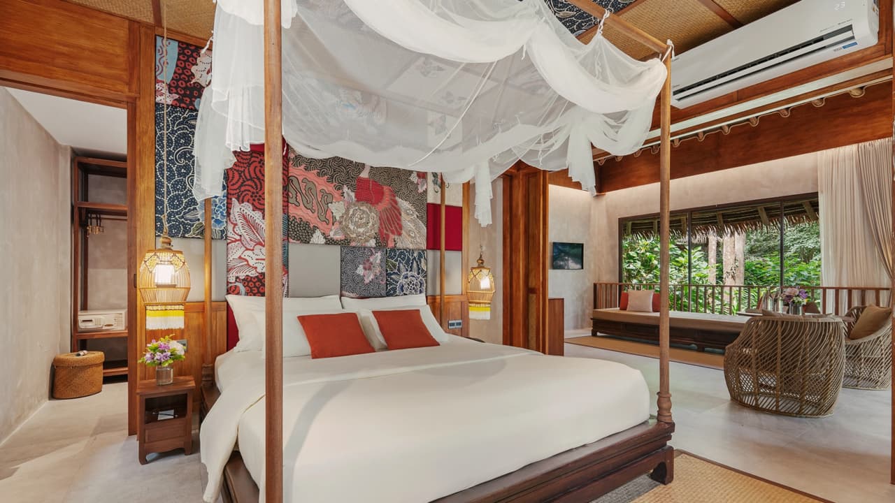 One Bedroom with bathtub