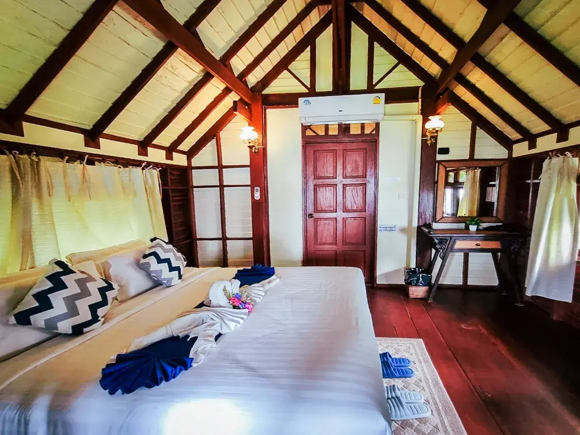 One Bedroom Beachfront