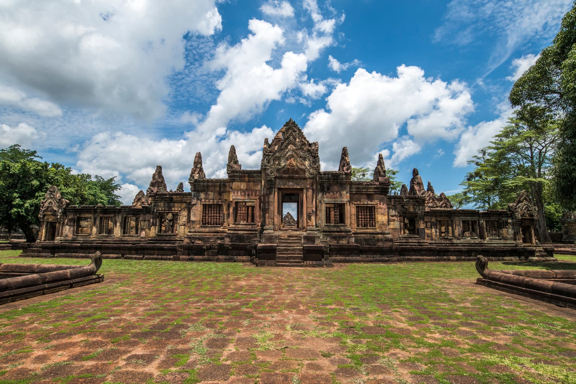 Prasat Muang Tam