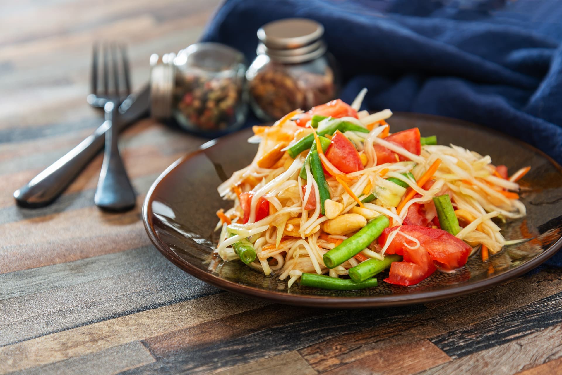Som Tam Recipe: The Green Papaya Salad