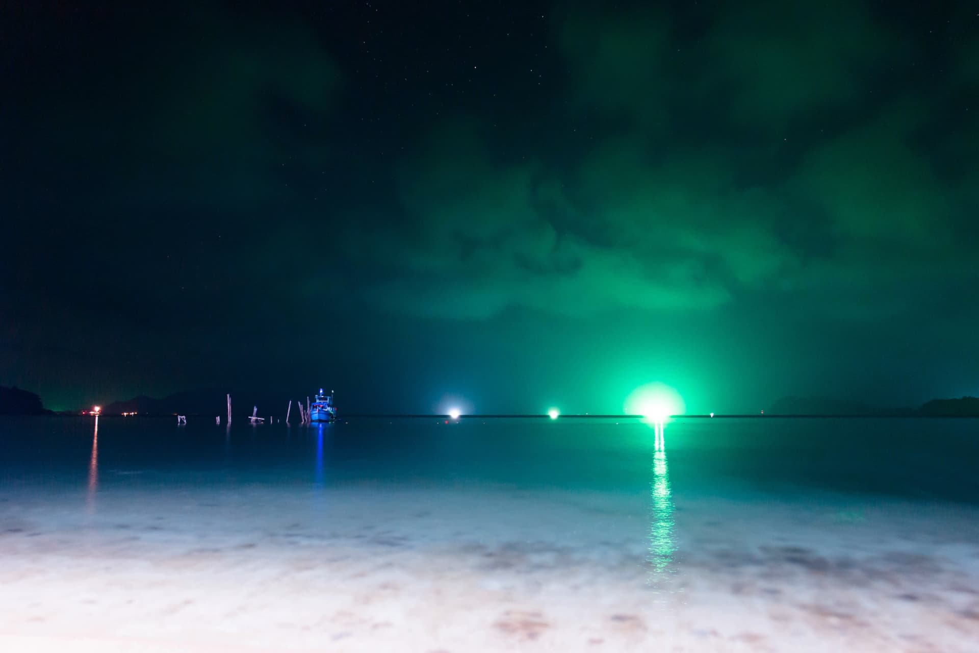Green Lights in the Gulf of Thailand: What Are They?