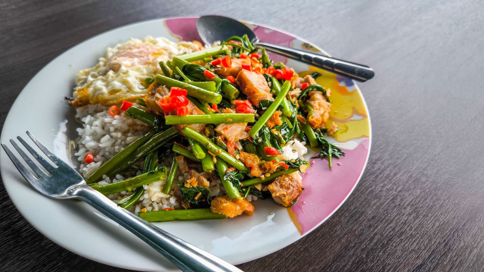 Morning Glory: The Thai Recipe for Garlic Water Spinach