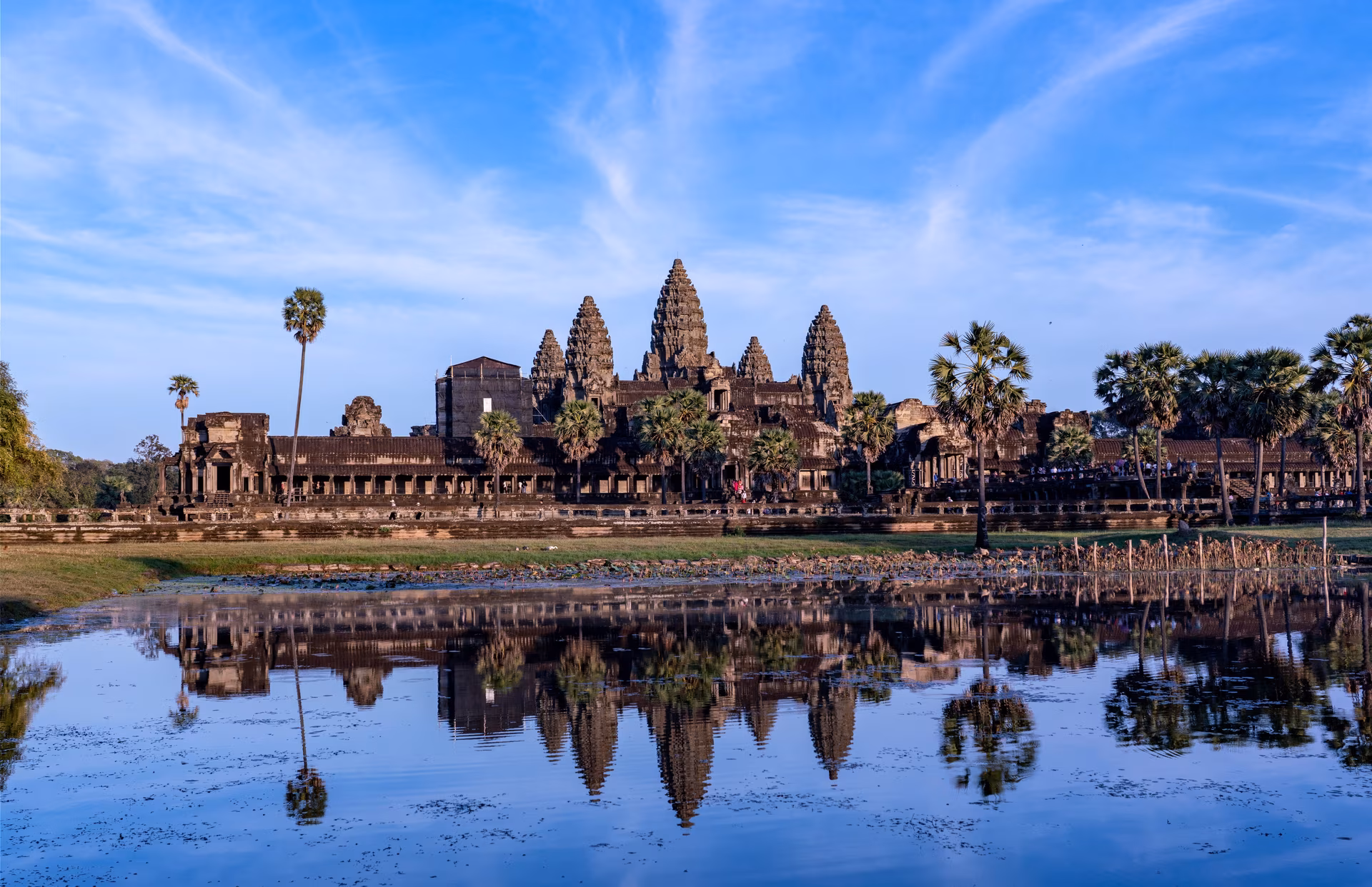 Kingdom of Angkor & Land of Smiles