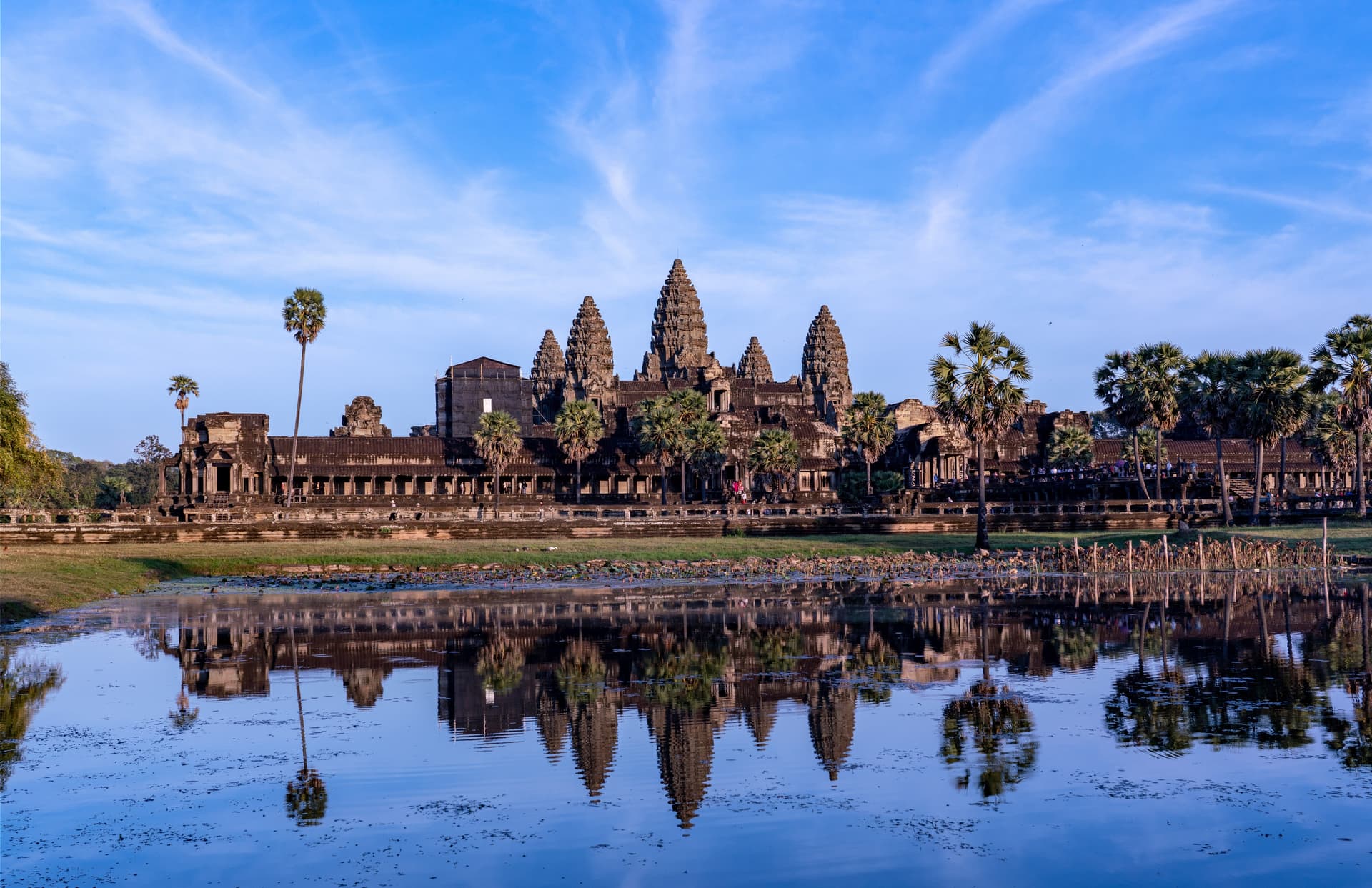 Kingdom of Angkor & Land of Smiles