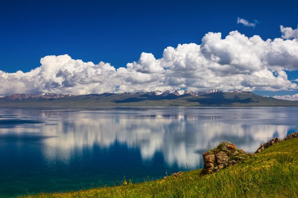 Incredible Kel-Suu Lake