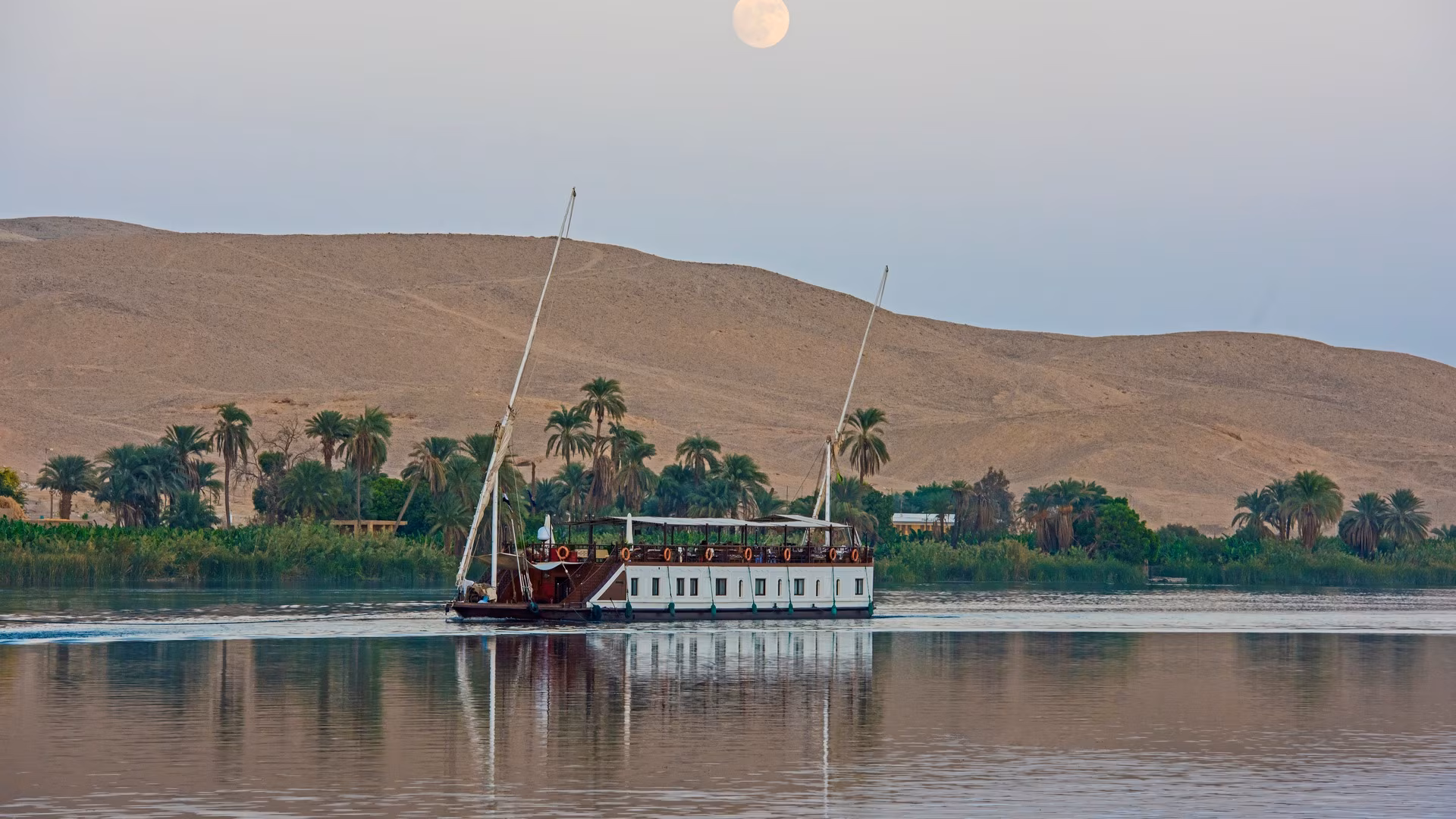 Cairo and Dahabeya Cruise from Luxor to Aswan