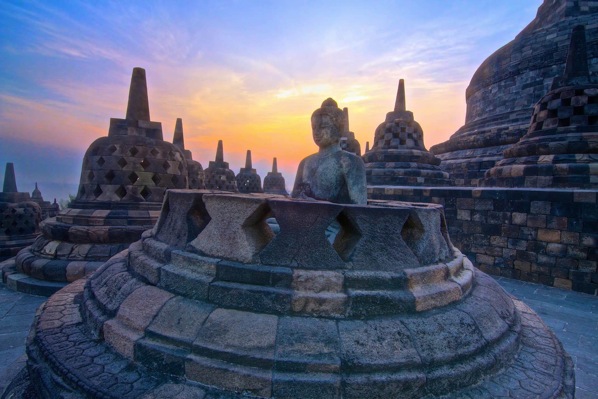 Yogyakarta Intimate: Borobudur: A Walk Through the Heart of Buddhism