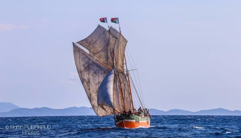 Aboard the Nofy Be, Navigation from Ifaty to Morondava