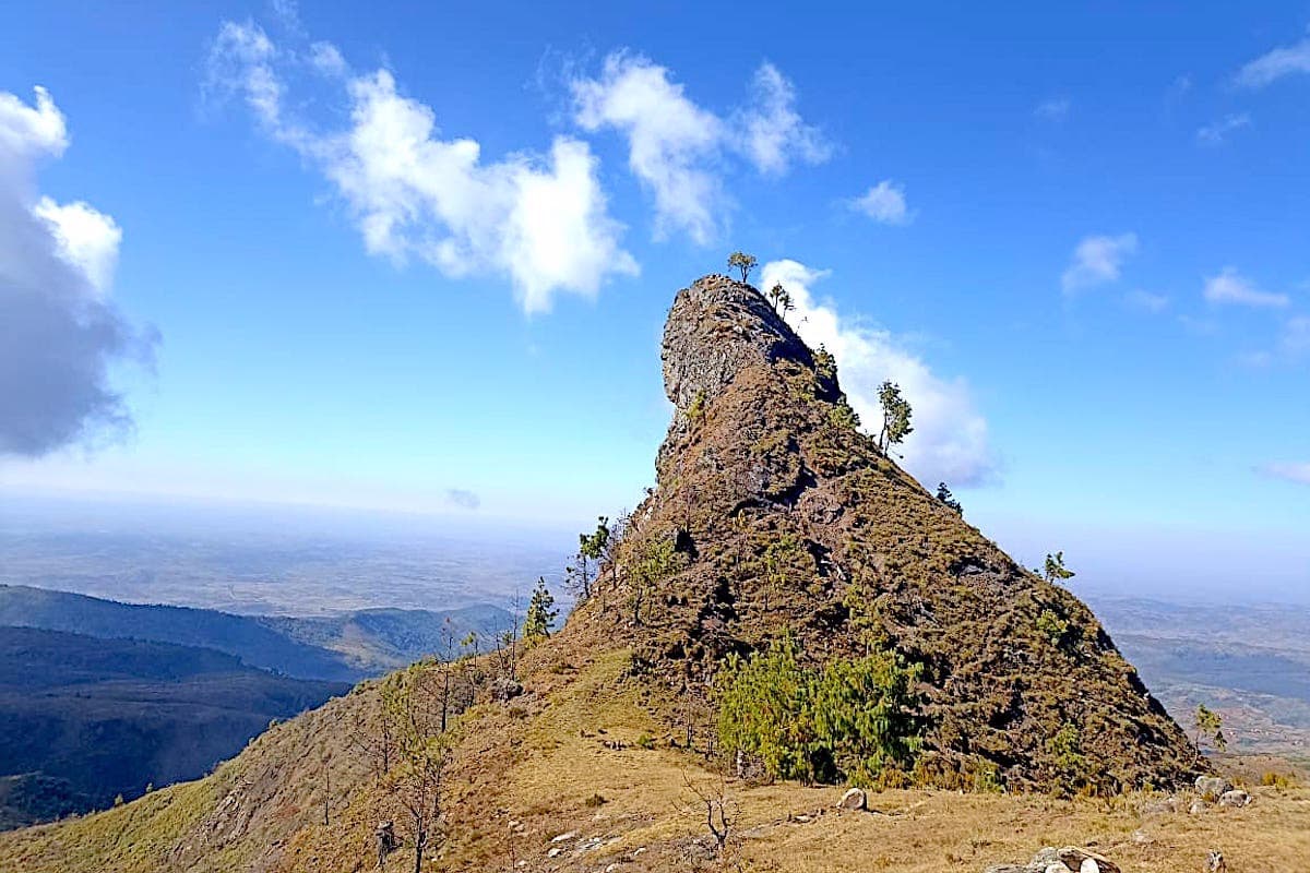 From the mystical forest of the Vazimba of Ankaratra to the summit of Tsiafajavona