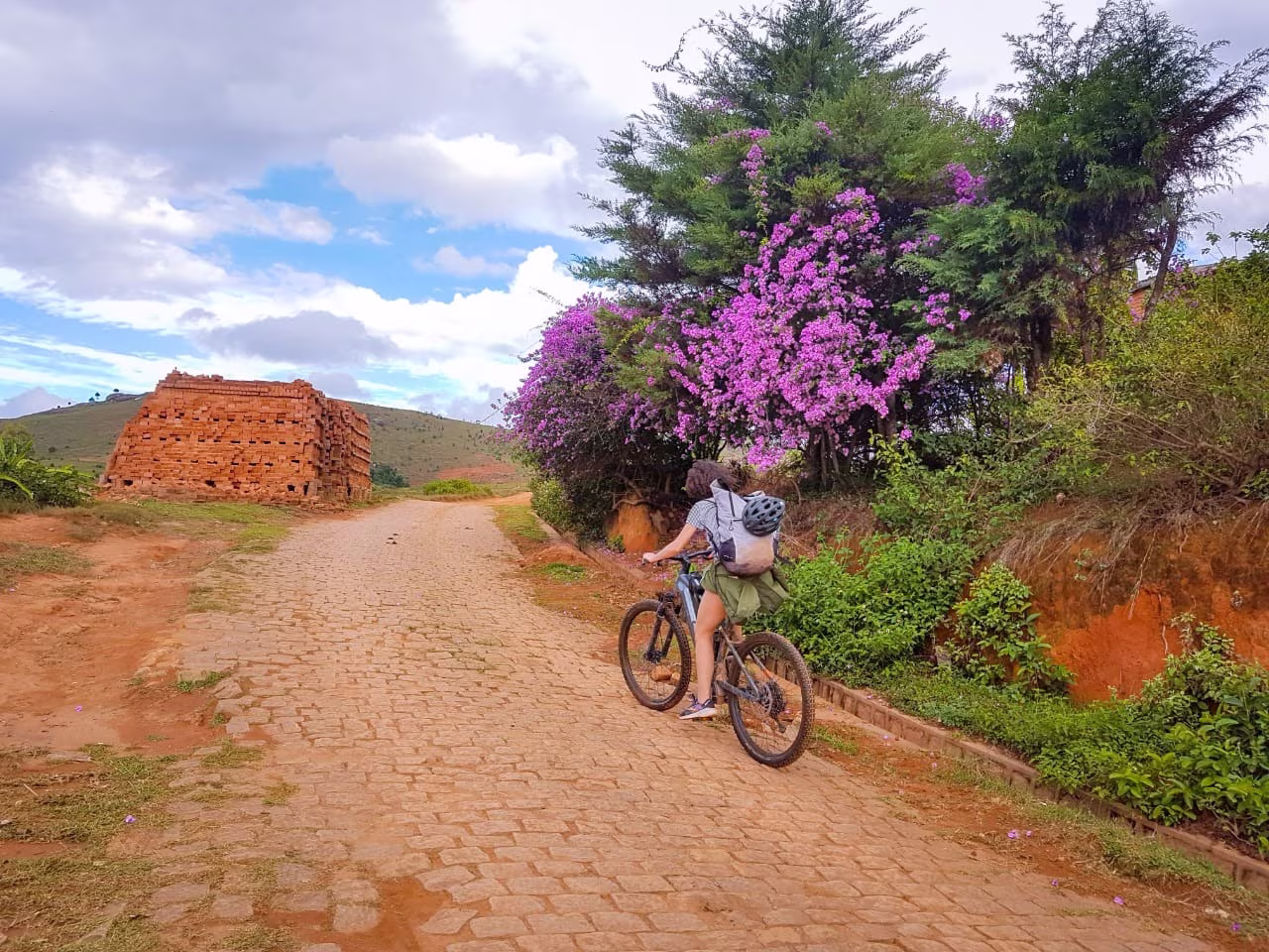 The Grand Route of the Highlands by Electric Mountain Bike