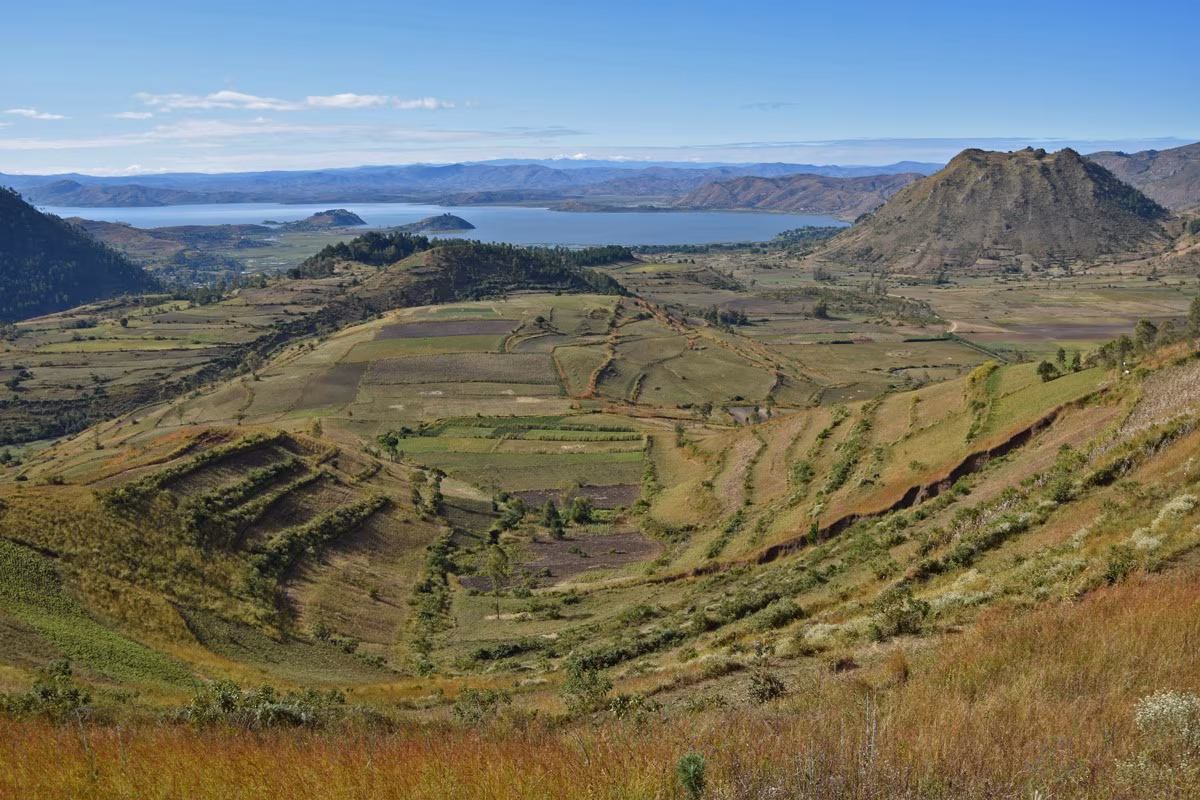 From the Land of Volcanoes to the Pangalanes Canal