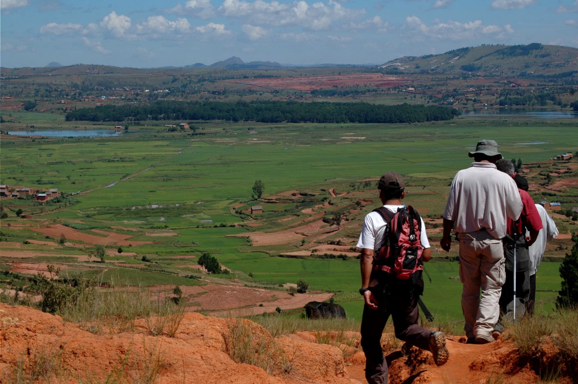 Family hiking trip retracing the steps of King Andrianampoinimerina