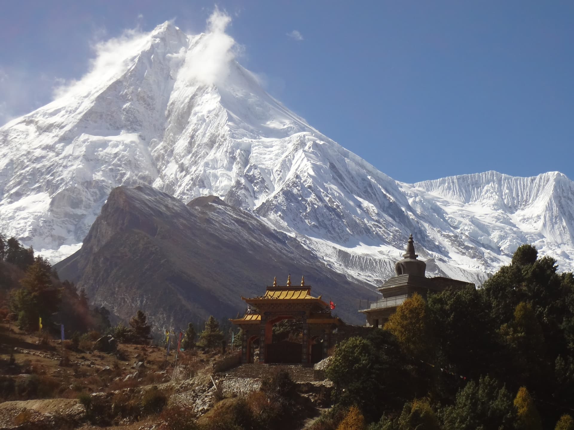 Manaslu and Tsum Valley