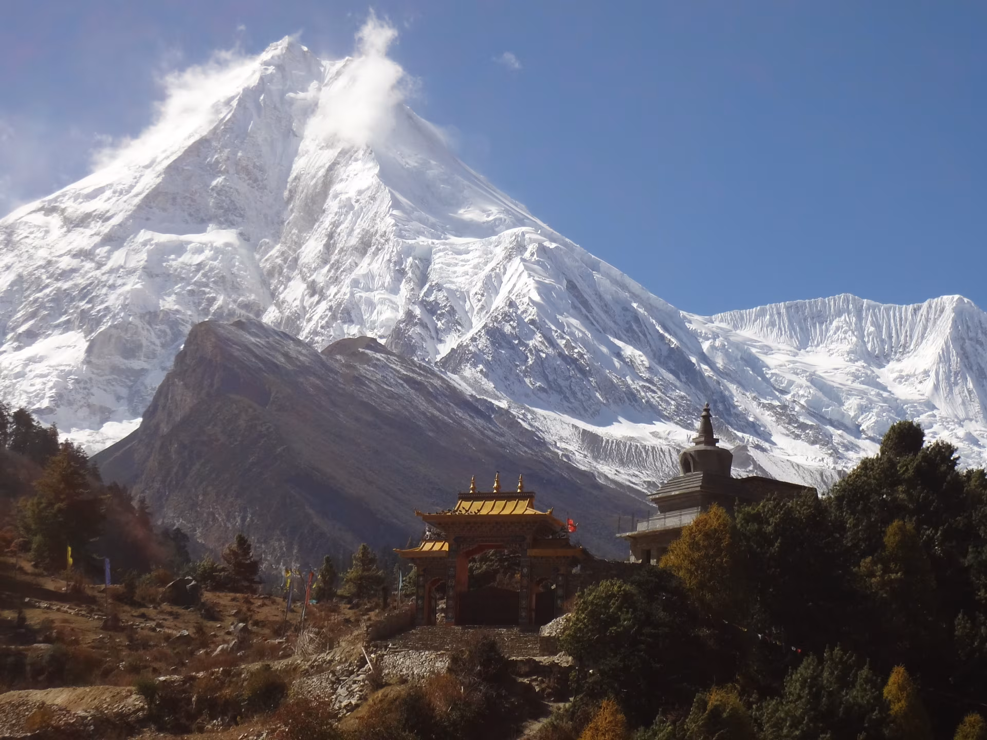 Manaslu and Tsum Valley