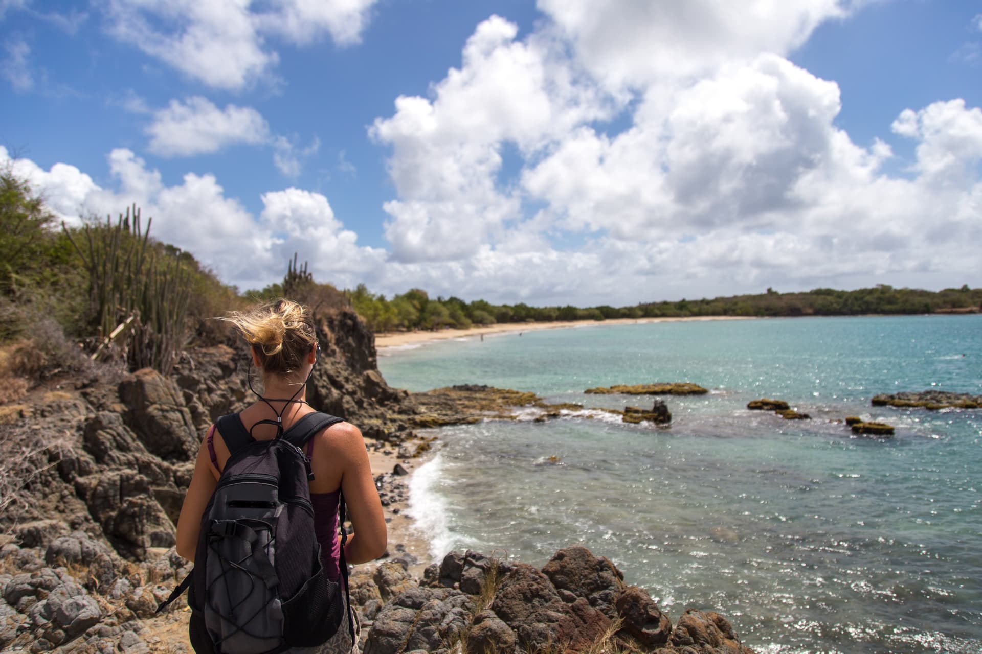 A bit of sport on the island of flowers, terrestrial and marine exploration.
